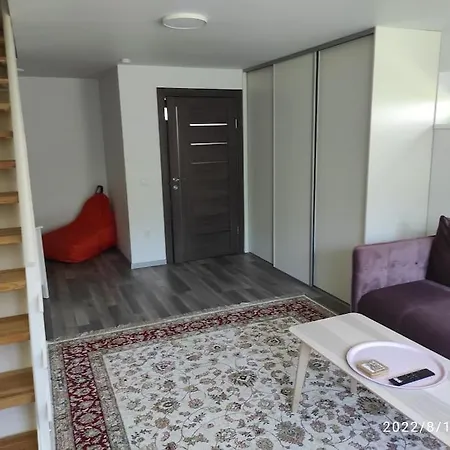 Spacious Townhouse With Terrace And Parking Апартаменти *